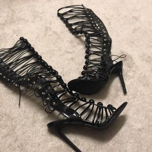 Open toe tie up heels